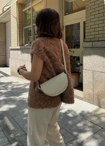 [ 컨디션 최상 ] OHGA PAT BAG 숄더백 에크루