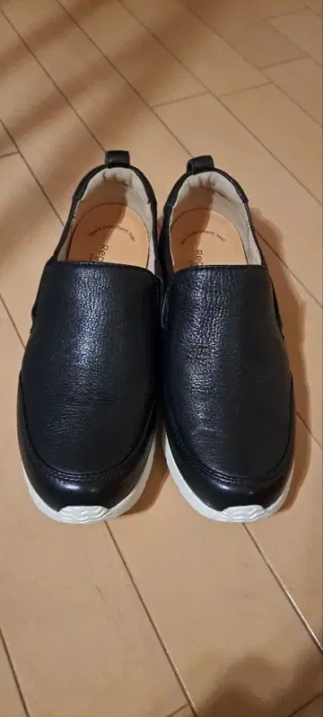 REGAL 블랙 가죽 슬립온 슈즈