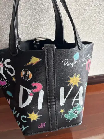 컬러풀 그래픽 핸드백