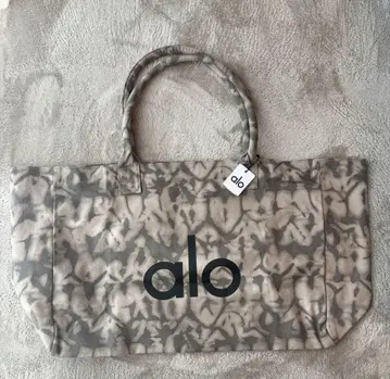 alo 타이다이 패턴 토트백