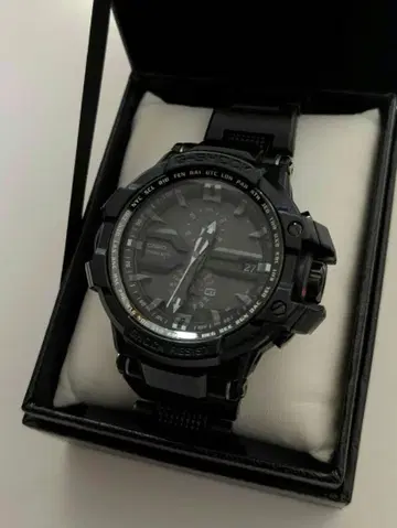 G-SHOCK GW-A1000FC 그래비티 마스터 전파 솔라