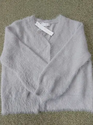 Discoat 라이트 그레이 가디건 샤기 가디건