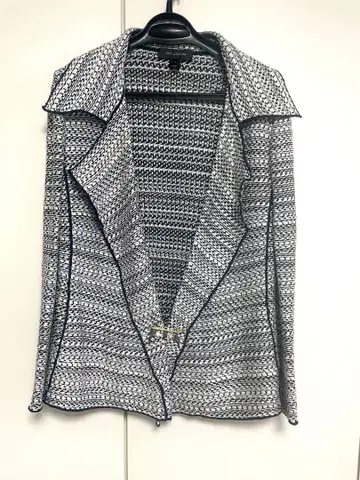 컨디션 최상 ST. JOHN 니트 트위드 자켓 가디건 사이즈 4