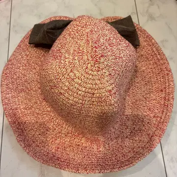 빨간색과 화이트 스트라이프 밀짚모자 리본 포함