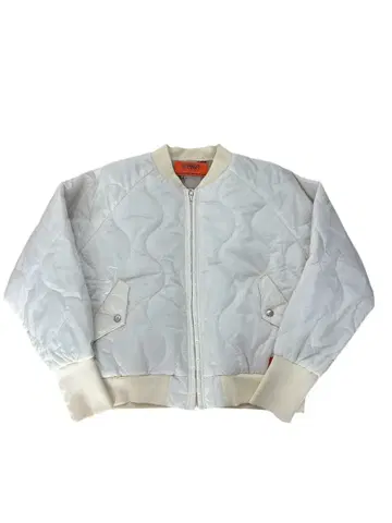 새상품 미사용 UNIVERSAL OVERALL 퀼팅 자켓