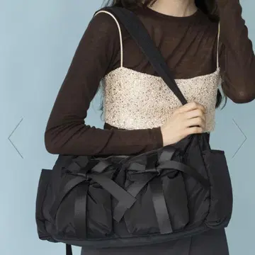 Casselini(캐세리니) 리본 볼륨 숄더백 블랙