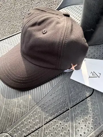 VARZAR 블랙 야구 모자