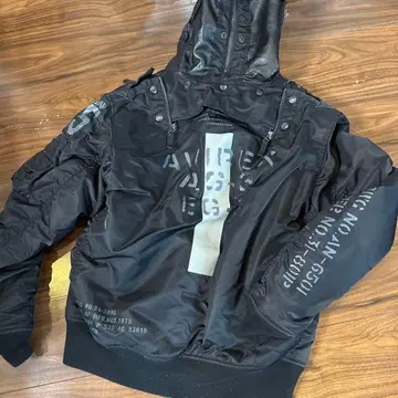 아비렉스 MA-1 리모델 마크 2 자켓 블랙입니다