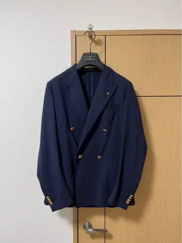 TAGLIATORE 네이비 더블 브레스트 테일러드 자켓
