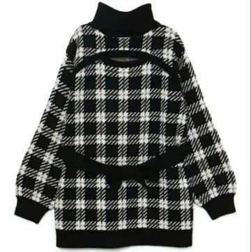 bubbles 오픈 넥 니트 원피스 블랙