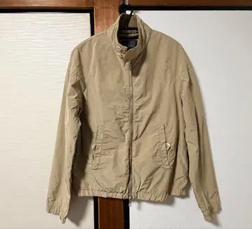 베이지 나일론 자켓 집업