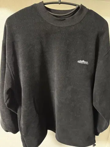 THOUSAND MILE 블랙 트레이닝복