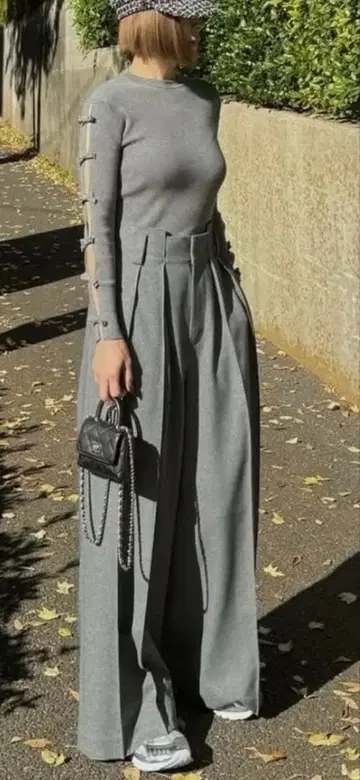 [ 새상품 ] cygne 시뉴 하이웨스트 턱 와이드 팬츠 Lara 그레이