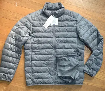 새상품 유니클로 울트라 라이트 다운 자켓 남성용 M