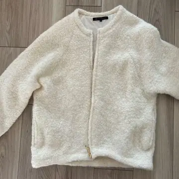 23구 보아 자켓 38 아이보리 부클레 니트 블루종