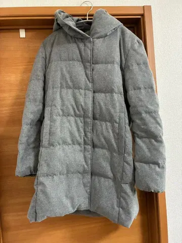 컴시즘 후드 부착 다운 자켓