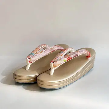 미사용 새상품 여성용 조리 골드 M 사이즈 No147