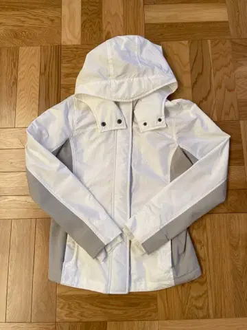 홀리스터 후드 부착 마운틴 파카