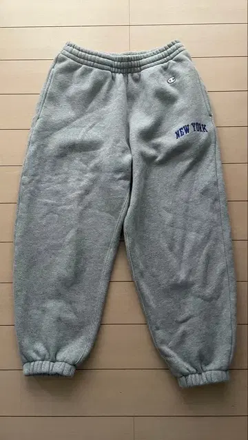 Champion 뉴욕 자수 스웨트 팬츠 S