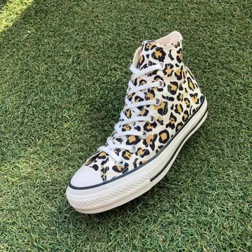 새상품급 23.5 컨버스 올스타 레오파드 HC039