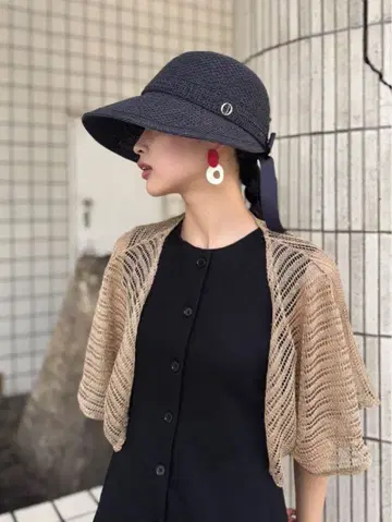 Chapeau d' O TM Wide Visor Cap