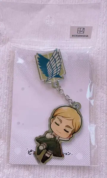 새상품 진격의 거인 엘빈 핀 배지 히나타보코 ver. 미니 캐릭터