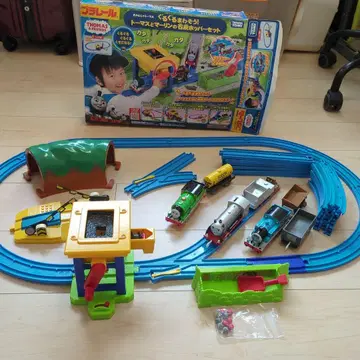 프라레일 토마스와 머린의 석탄 호퍼 세트