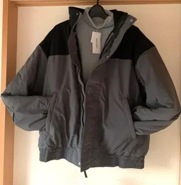 BARK MANHATTAN 발수 나일론 태슬 충전솜 스탠드 마운틴 자켓