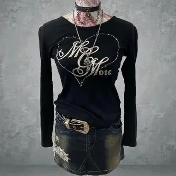 헤이세이 갸루 y2k MCM 큐빅 롱 T셔츠 헤이세이 초기 그런지