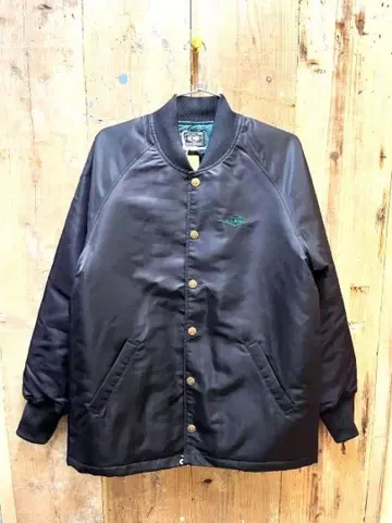 Big Mike/빅 마이크 새틴 하프 스타디움 점퍼 BK-XL