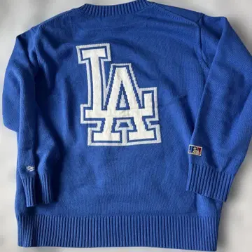 LA 로고 긴팔 니트 스웨터 파랑