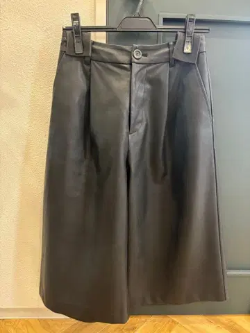 컨디션 최상 AMERI 버뮤다 팬츠