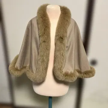 퍼 케이프 판초 베이지