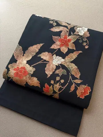 나고야 오비 블랙 베이스 꽃