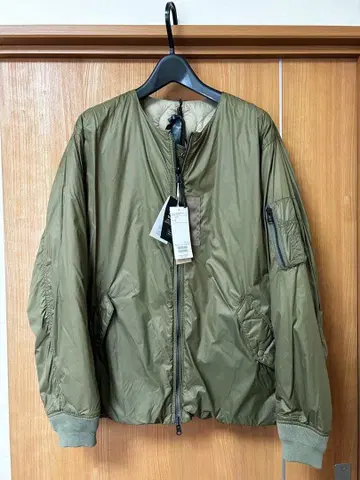 TAION 빔즈 라이트 리버서블 다운 블루종 카키 올리브 M 사이즈