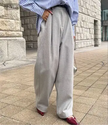 시착만 한 상품 고베 레터스 페이크 울 턱 와이드 팬츠 그레이 PM