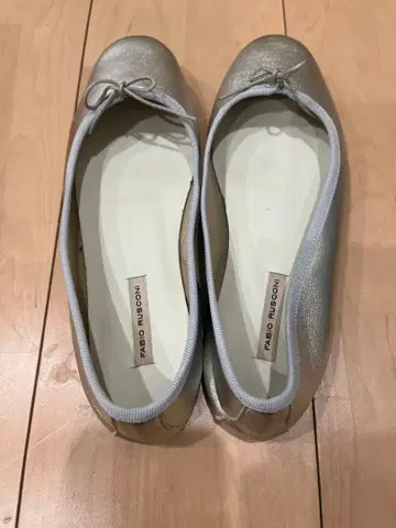 [ 새상품급 ] FABIO RUSCONI 플랫슈즈 실버 37 Aline