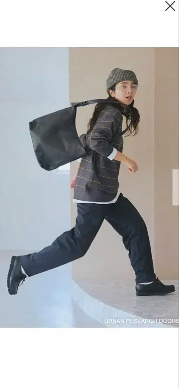 어반 리서치 도어스 [ UR TECH ] 완제 테이퍼드 트라우저