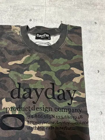 DAYDAY 서울 카모 패턴 롱 T셔츠