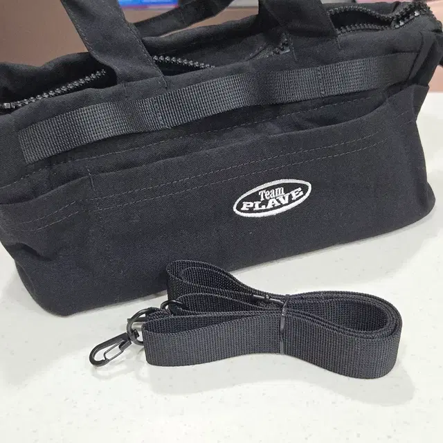플레이브 응원봉 가방