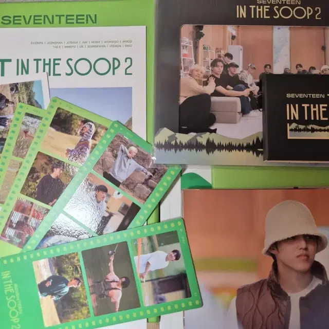 [포카 포함] 세븐틴 인더숲2 포토북 + 포토 패키지