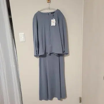 INDIVI 톤 다운 블루 셋업 여성용