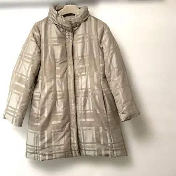 DAKS LONDON 그레이 체크 무늬 다운 자켓