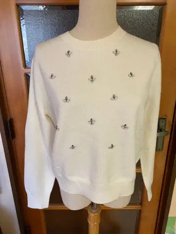 23구 비쥬 울 니트 미사용