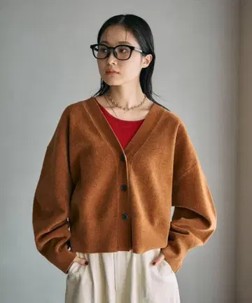 LEPSIM 12게이지 몰 V 가디건 카멜