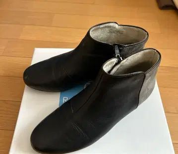 Regal Walker 바이컬러 숏부츠