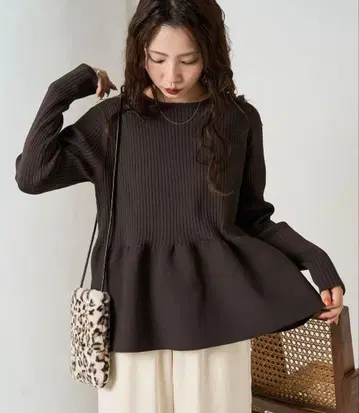 프릭스스토어 워셔블 페플럼 니트 풀오버