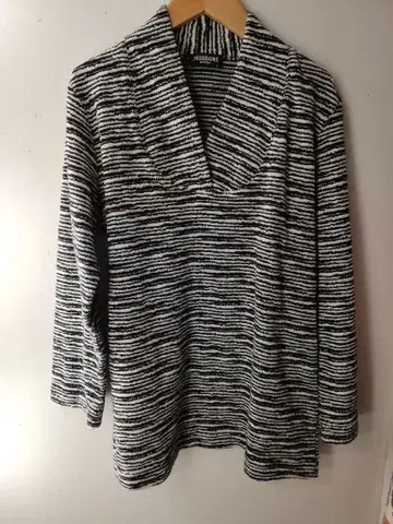 MISSONI 스트라이프 긴팔 파일 원단 상의 M 사이즈