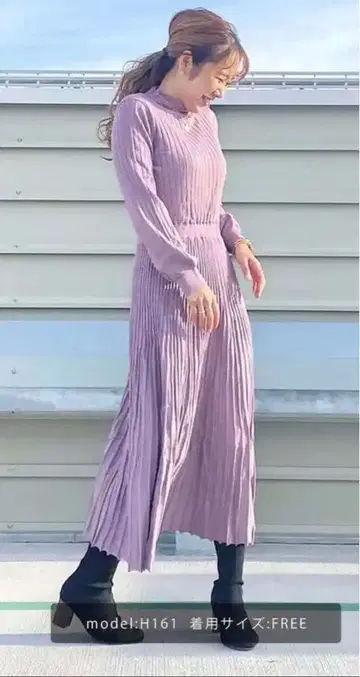 [ 미사용 새상품 ] FREE'S MART 플리츠 니트 롱 원피스