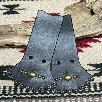 폴스텐 브라스 스터드 오벌 블랙 워크 부츠